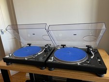 Technics turntable SL-1210 MK2