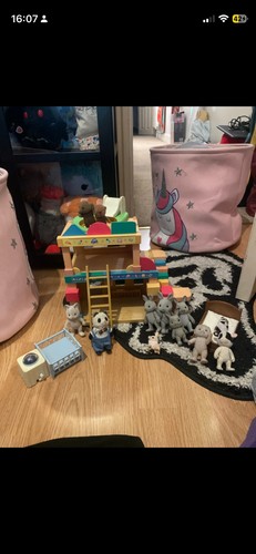 Sylvanian families bundle - families,