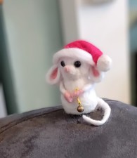 Needle Felted Christmas Mouse