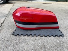 kawasaki gpz 1100 B1 fuel tank