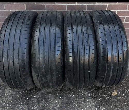 225 x4 goodyear - 225/45/19,