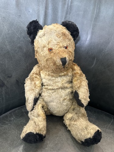 Old sooty type bear - sooty,