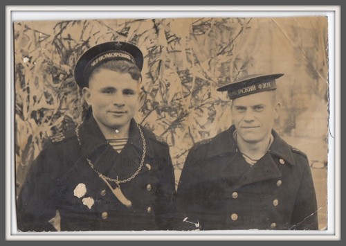 Friends sailors navy handsome - friends,