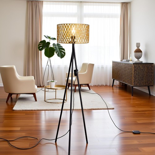 Modern tripod floor - lamp, with