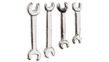 4 Spanners , Dolls House