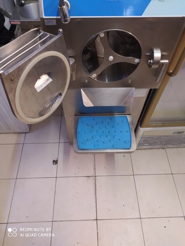 Ice cream machine batch - ice,