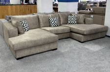 ‘Larry’ Chaise Sofa