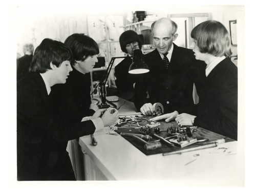 The beatles help photograph - the,