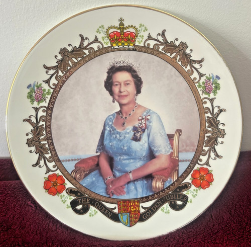 Falcon china queen - china, elizabeth