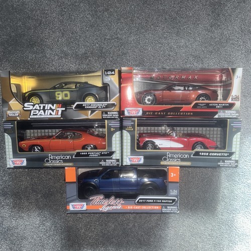 Motor max diecast car bundle - car,