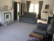 Bargain . High Quality Laz Z. Boy Suite in grey leather