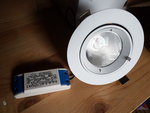 Led white directional - white, swivel