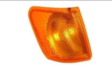 6112702 FRONT RIGHT HEADLIGHT