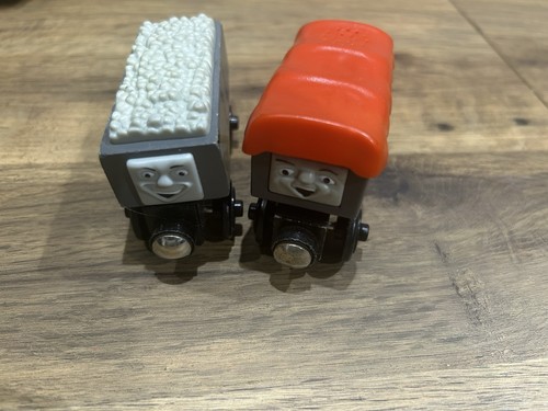Thomas wooden railway - thomas,