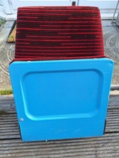 North east bus tip seat - go,