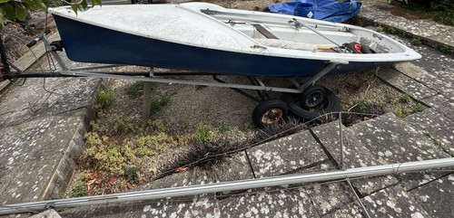Lark sailing dinghy complete - lark,