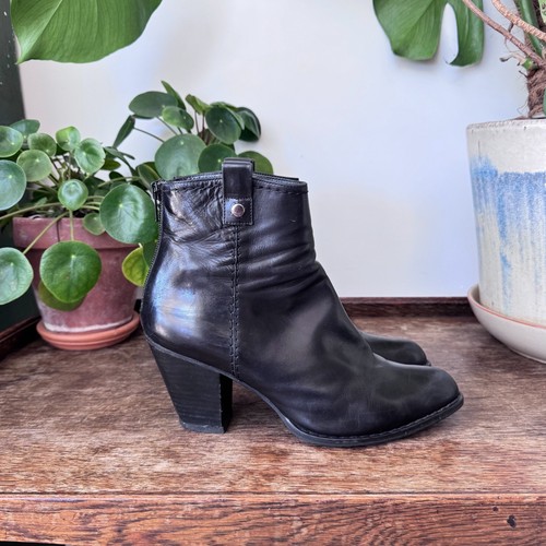Stuart weitzman russell - stuart,