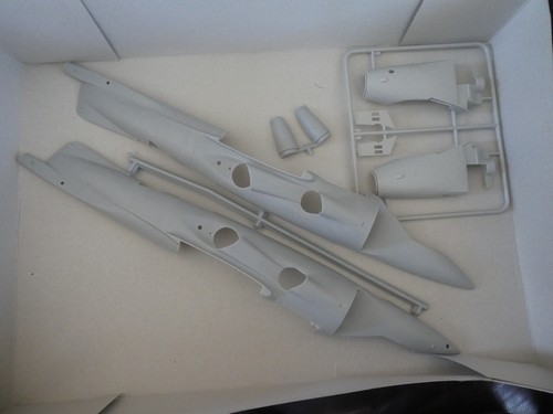 Airfix sea harrier frs kit - harrier,