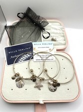 Bella Perlina 3 Charm Bangle