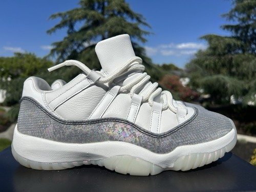 Nike air jordan retro - 11,