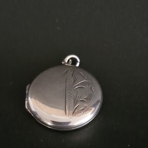 Vintage locket pendant - vintage, round