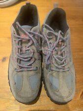 Ladies size 4 Cotten trader hiking walking boots