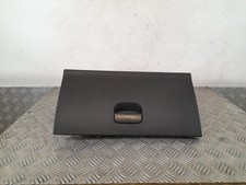 Peugeot 308 Glove Box