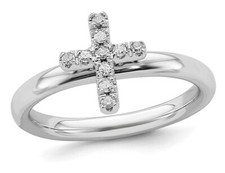 1/10 Carat (ctw) Diamond Cross