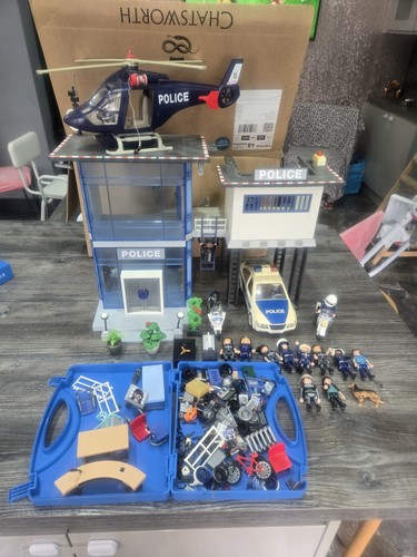 Playmobil police station - station, and