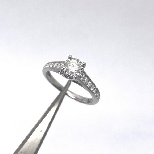 18ct gold 50ct - 18ct, diamond