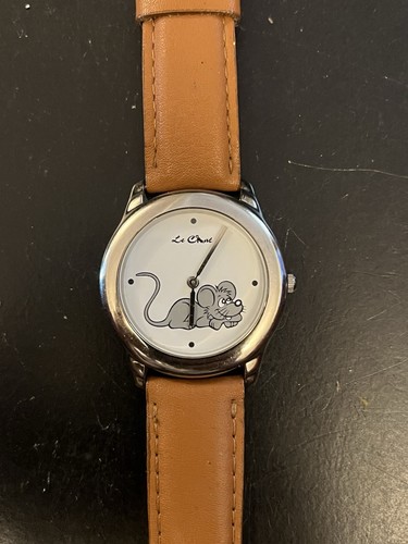 Vintage chat watch mouse on - mouse,