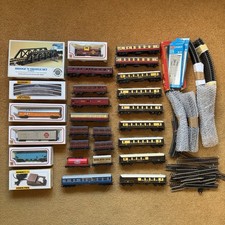 OO gauge Carriages. Hornby