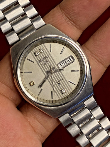 Seiko silver rare - (serviced),