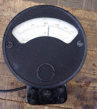 LARGE  Vintage Antique Bakelite MEGGAR  Ohms Meter No.1268384 EVERSHED & VIGNOLE