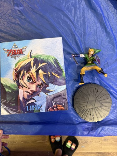 First figures f4f legend - first,