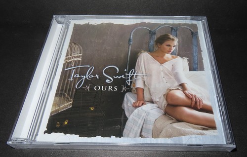 Ours taylor swift - by,