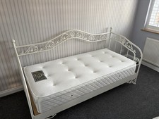 Day Bed