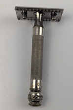 Vintage safety razor made in