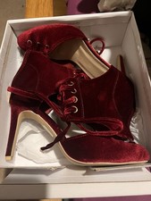 Ladies Red Velvet Shoes Size 5