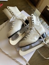 Dasco Ice Skating Boots White
