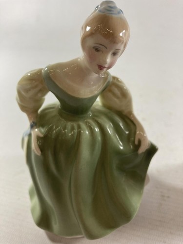 Vintage royal doulton hn2211 - vintage,