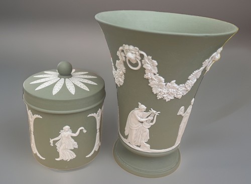 Pair sage green - green, wedgwood