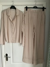 BNWOT TU BEIGE &CREAM STRIPED