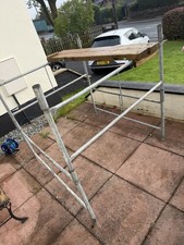 Platform tower scaffold / 2 mini platform scaffolds / metal tool box