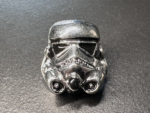 Storm trooper helmet metal - helmet, pin