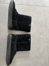 Black bear paw Boots Rarely Worn Size 6