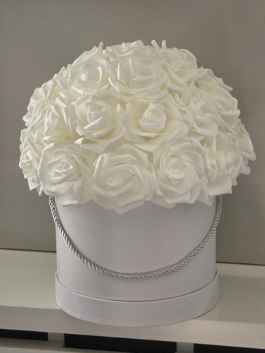 Large white artificial - white,