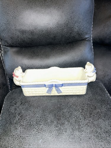 Kitten basket butter dish