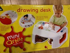 Toddlers Little Drawing Desk