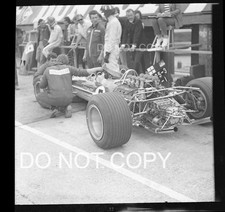 LOTUS 49 1968 GRAHAM HILL SILVERSTONE 50 X60MM NEGATIVE PHOTOGRAPH MECHANIC